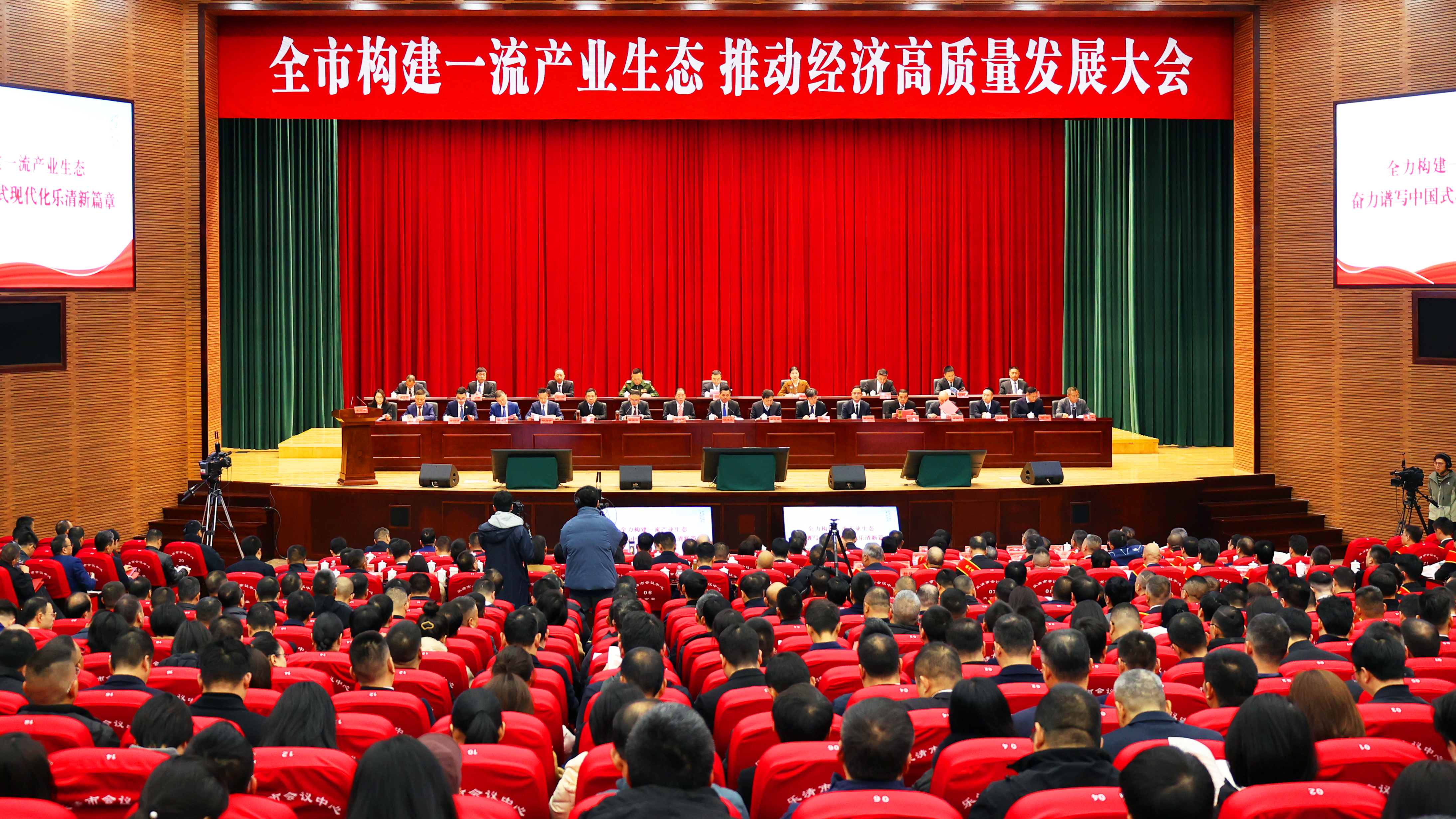 开门捷报！南宫ng28注册入口获多项“热辣滚烫”大奖